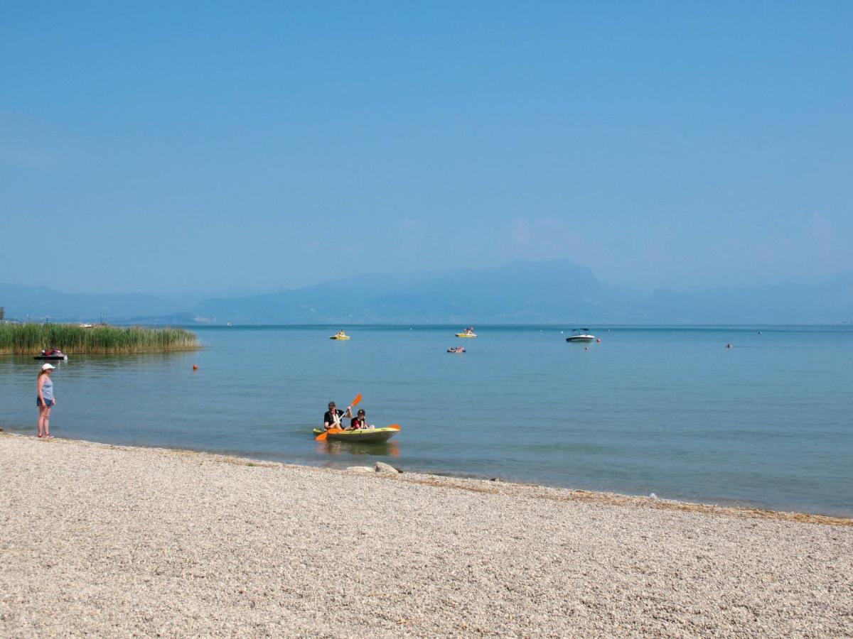 Holiday Home Bella Italia-5 By Interhome Πεσκιέρα ντελ Γκάρντα Εξωτερικό φωτογραφία